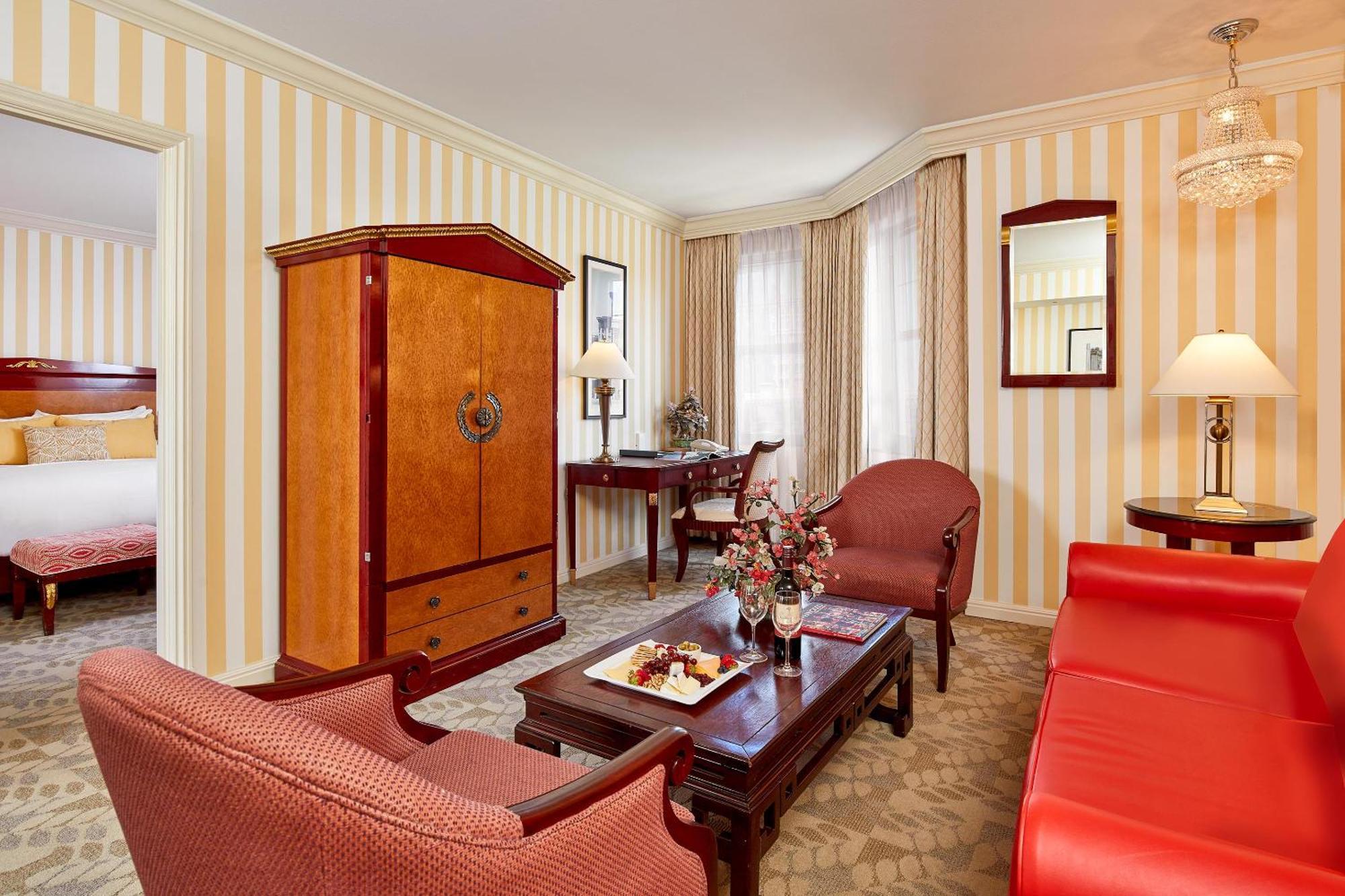 King Suite,1210362577:JPEG