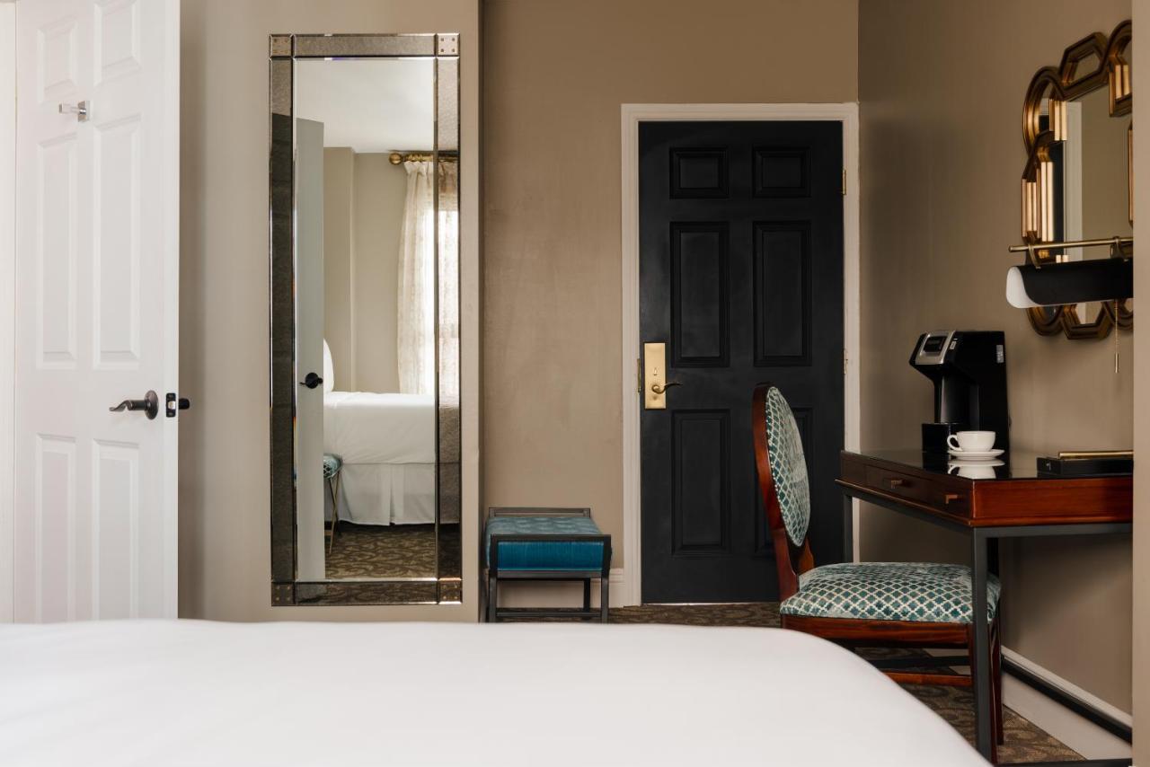 Queen Room Roll Shower Disability Access