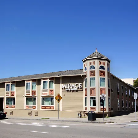 Mirage Inn & Suites-2